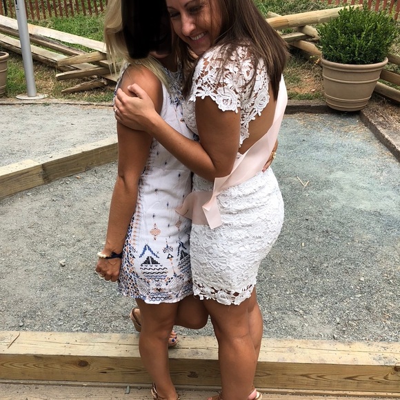 White Lulu’s mini dress XS - Picture 2 of 5